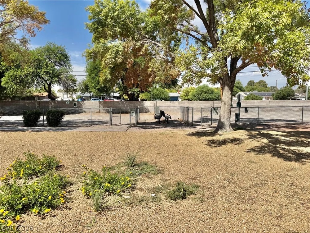 3318 Decatur Boulevard #2093 Las Vegas, NV 89130