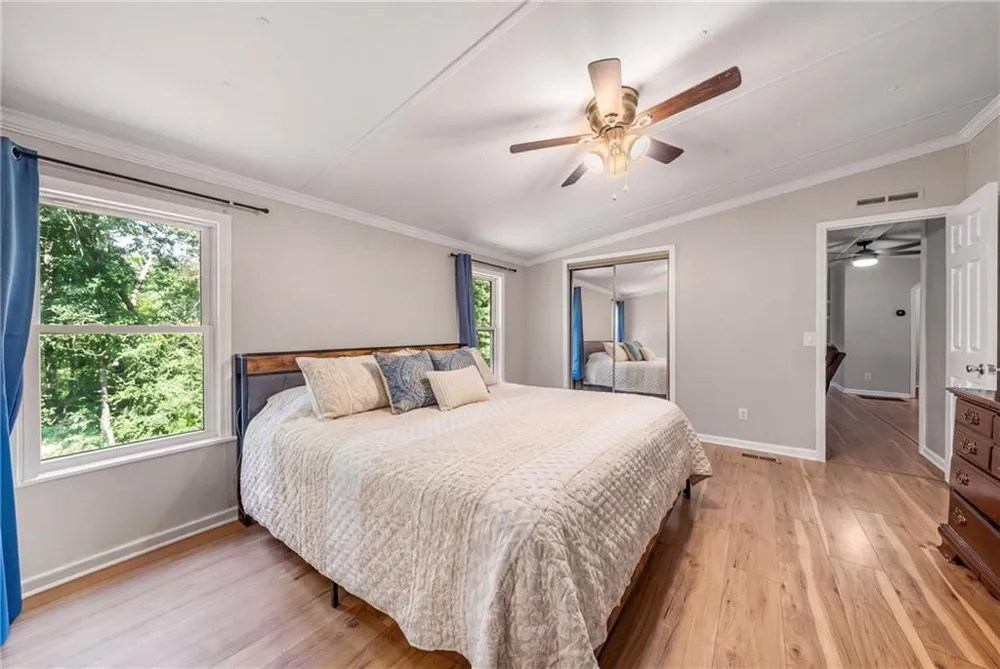 115 Wildwood Trl Cleveland, GA 30528