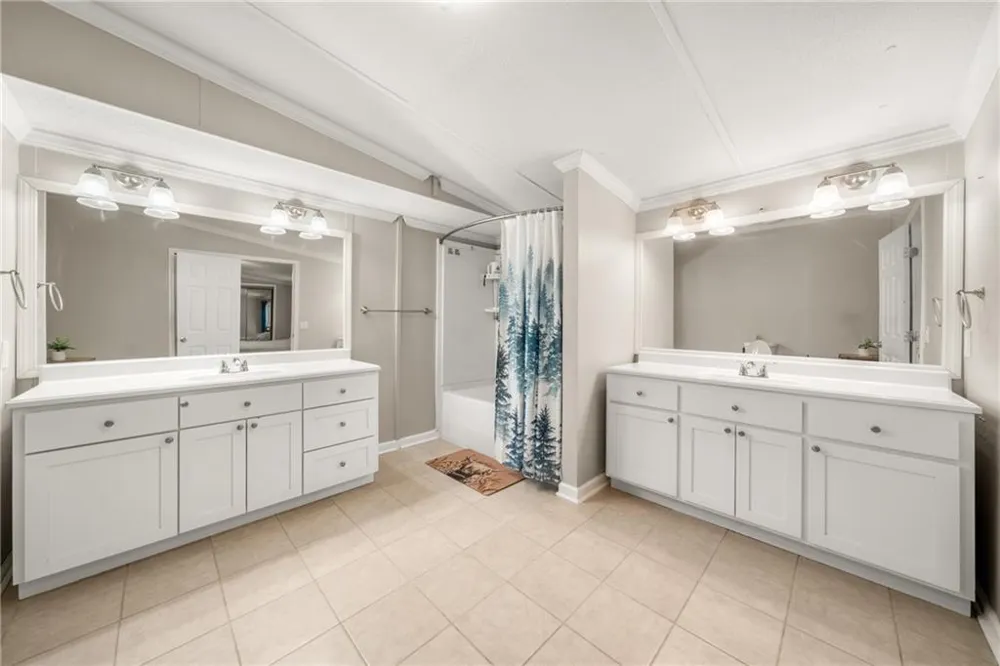 115 Wildwood Trl Cleveland, GA 30528