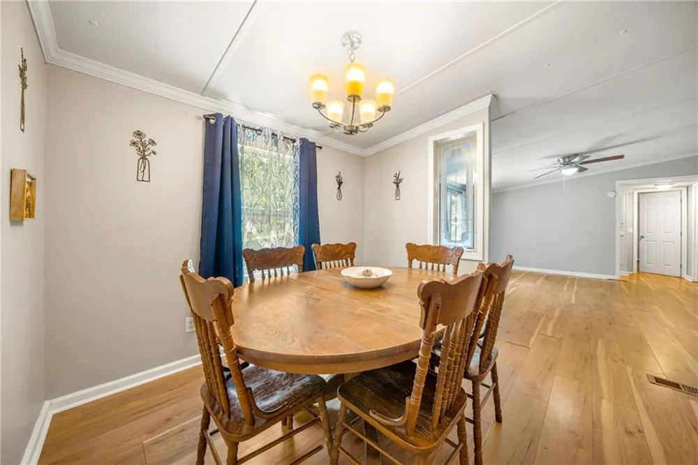 115 Wildwood Trl Cleveland, GA 30528