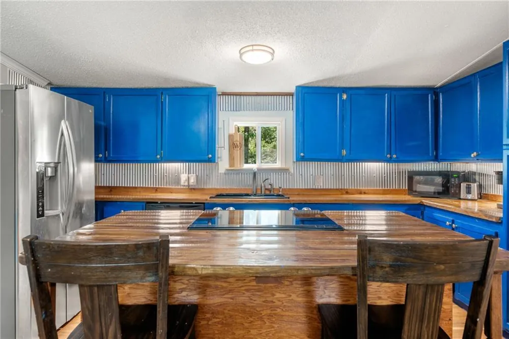 115 Wildwood Trl Cleveland, GA 30528