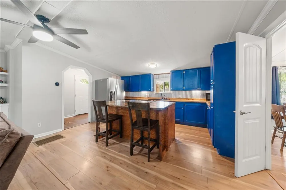 115 Wildwood Trl Cleveland, GA 30528