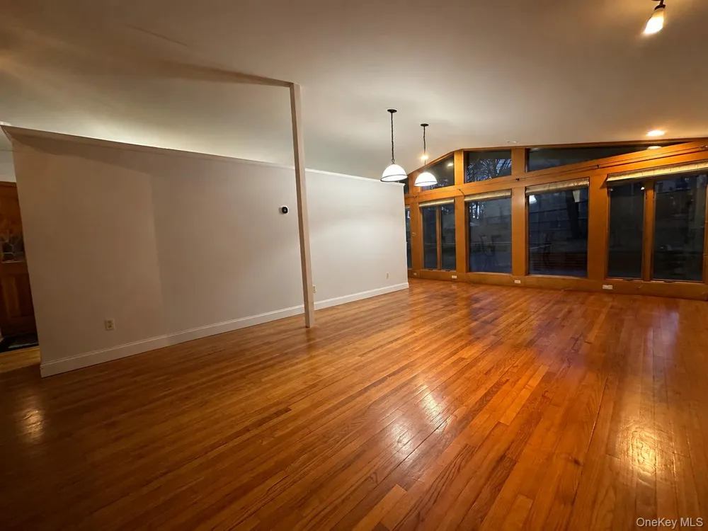 43 Tephanic Avenue Monroe, NY 10950