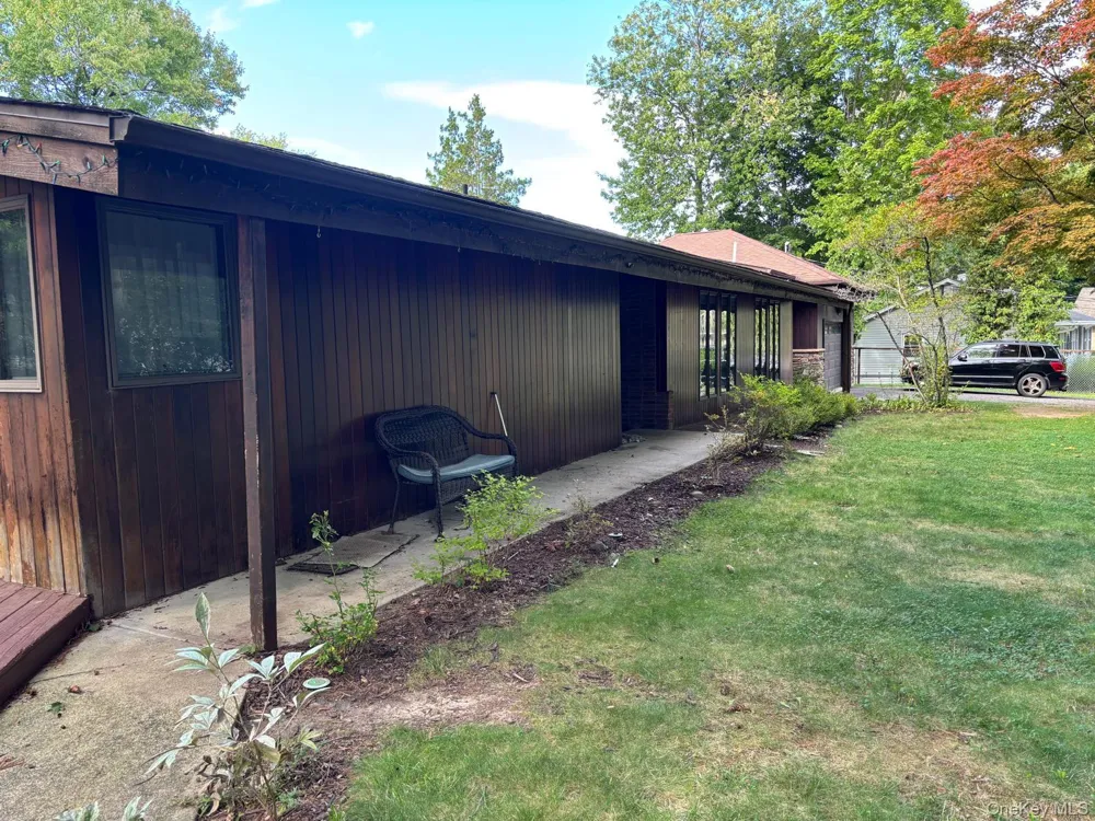 43 Tephanic Avenue Monroe, NY 10950