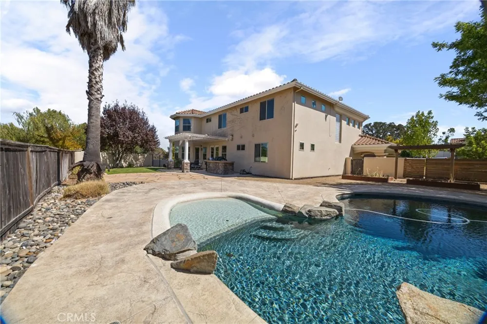 329 Cool Valley Paso Robles, CA 93446