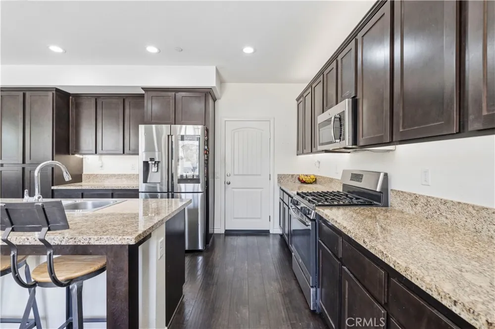 26838 Albion Canyon Country, CA 91351