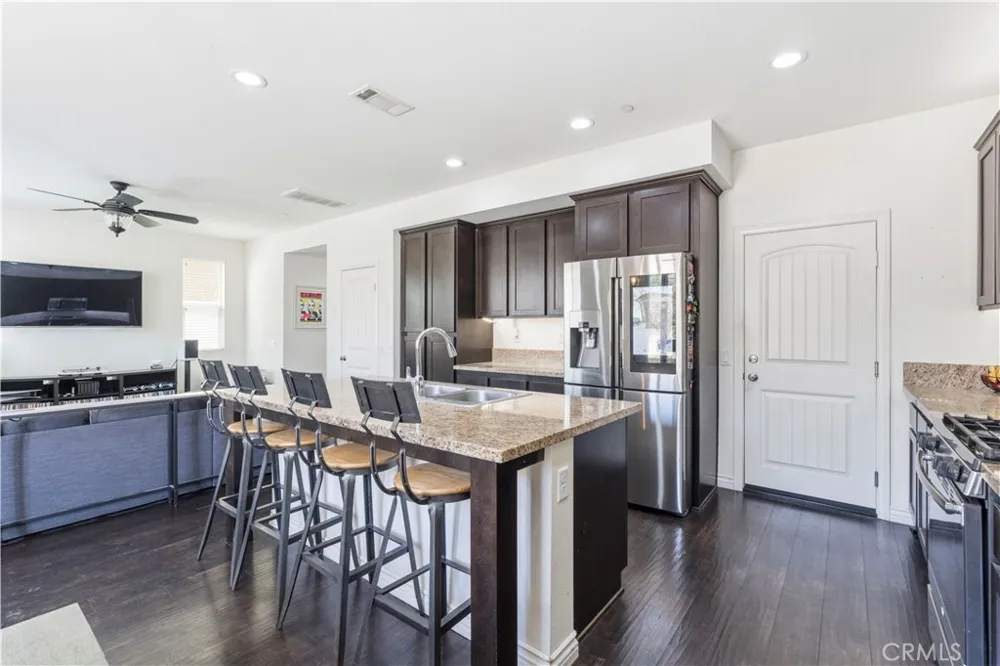 26838 Albion Canyon Country, CA 91351