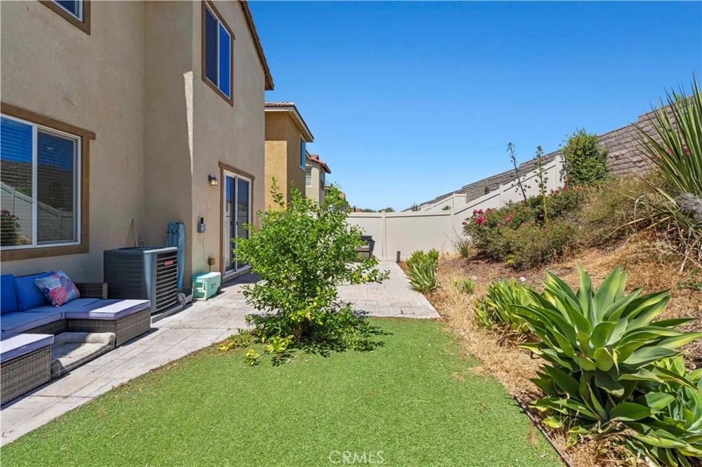 26838 Albion Canyon Country, CA 91351