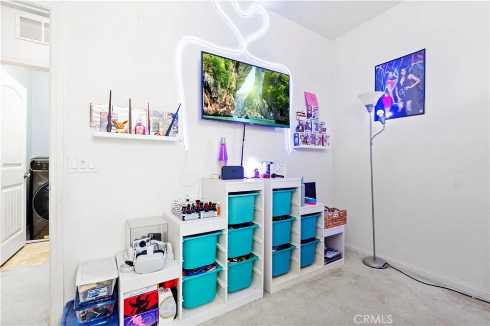 26838 Albion Canyon Country, CA 91351