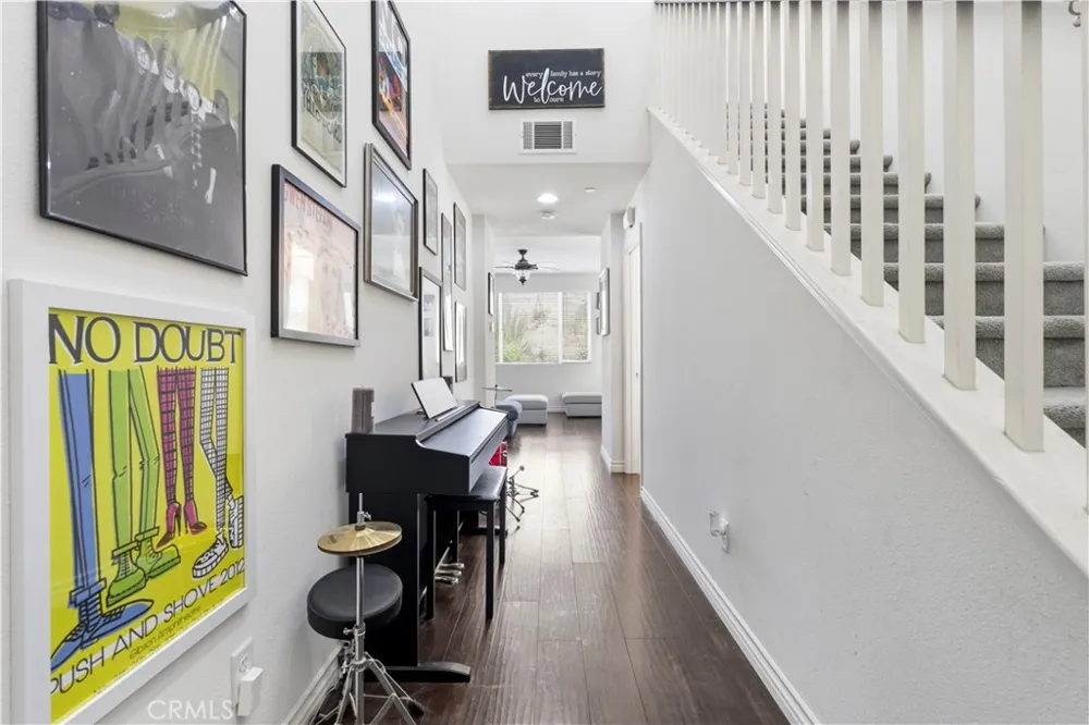 26838 Albion Canyon Country, CA 91351