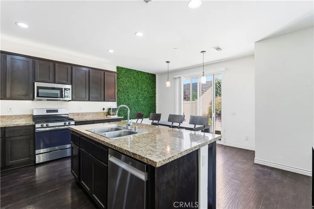 26838 Albion Canyon Country, CA 91351