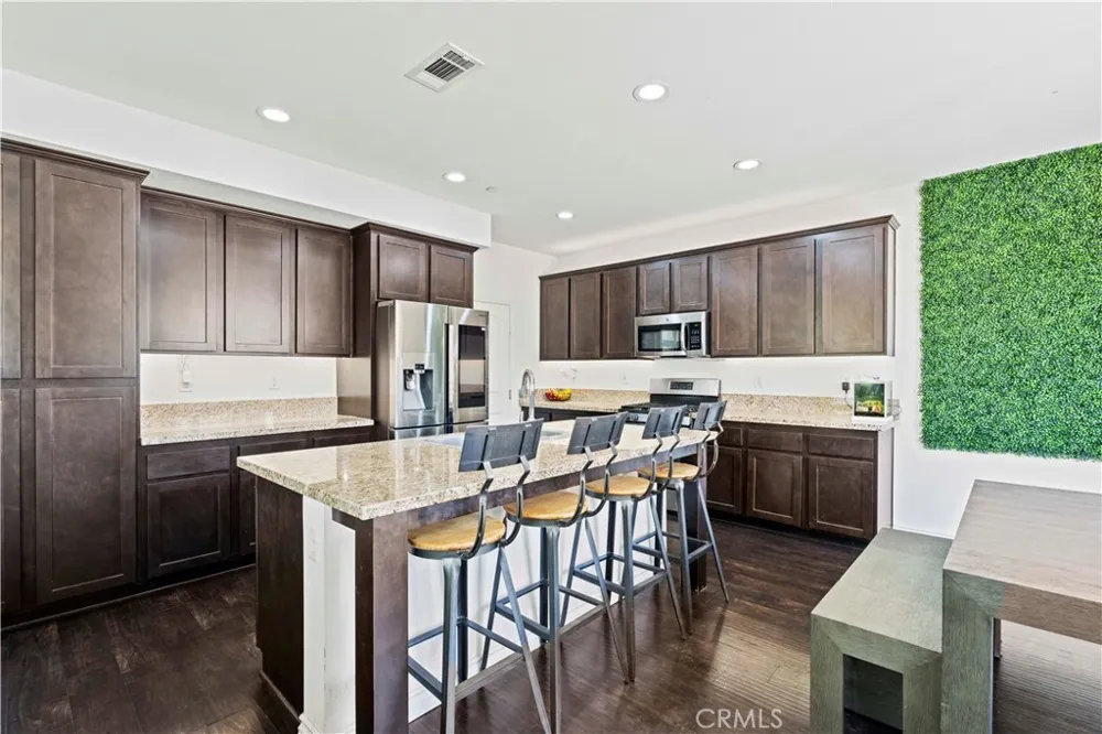 26838 Albion Canyon Country, CA 91351