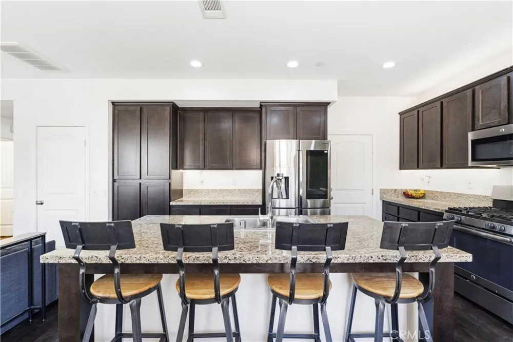 26838 Albion Canyon Country, CA 91351