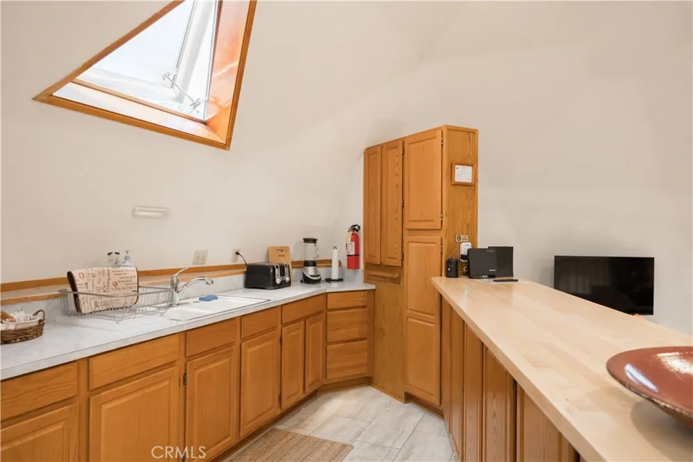 41753 Tanager Drive Big Bear Lake, CA 92315