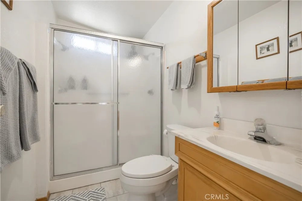 41753 Tanager Drive Big Bear Lake, CA 92315