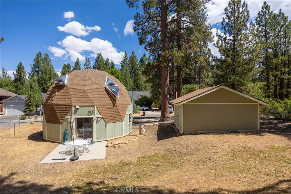41753 Tanager Drive Big Bear Lake, CA 92315