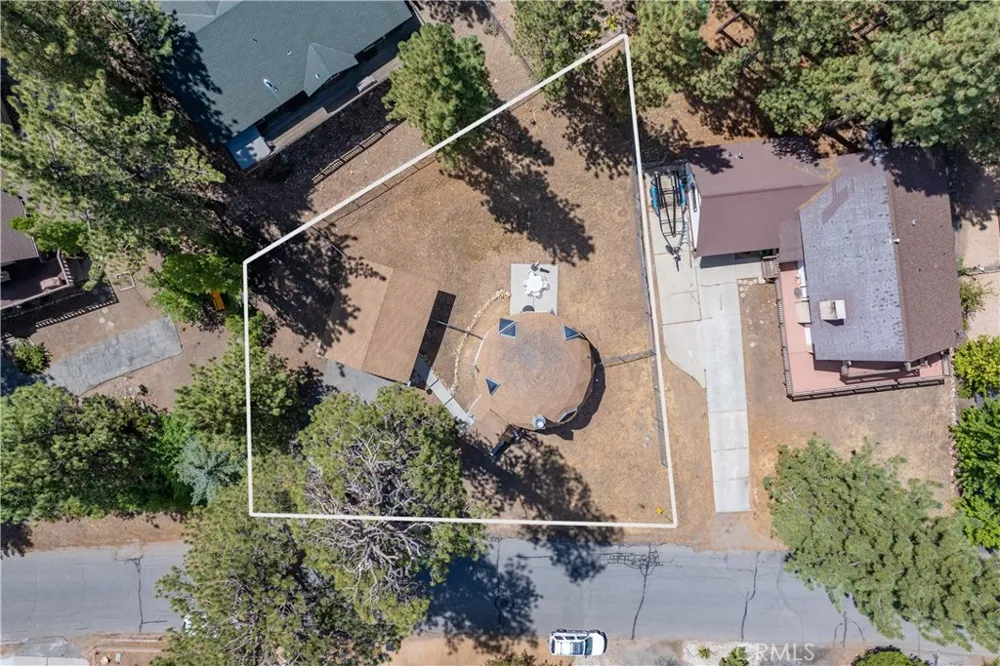 41753 Tanager Drive Big Bear Lake, CA 92315