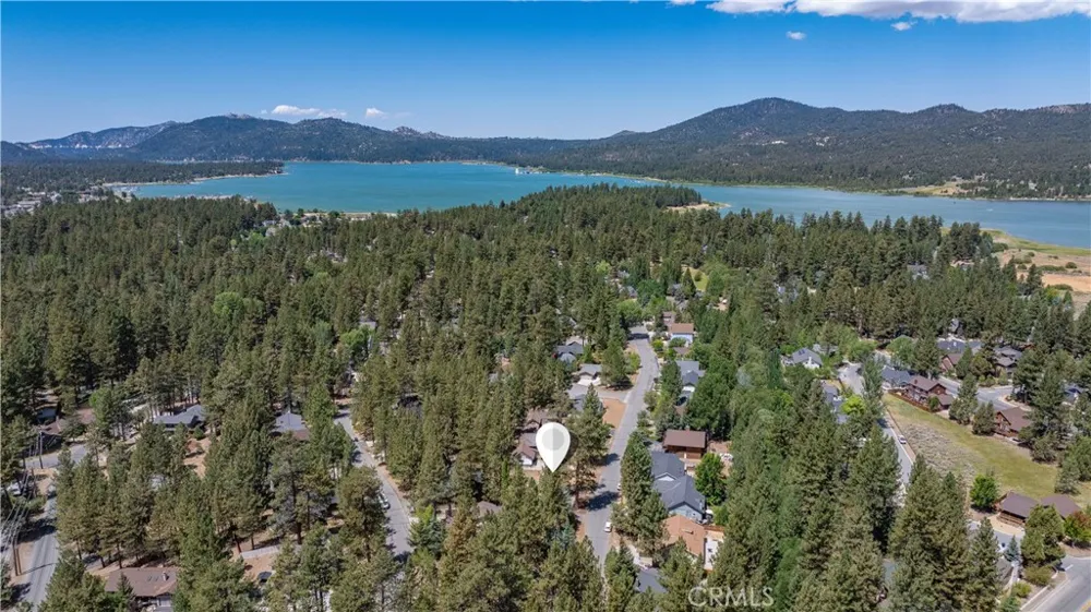 41753 Tanager Drive Big Bear Lake, CA 92315