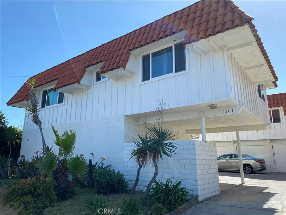 1107 Buena Vista San Clemente, CA 92672