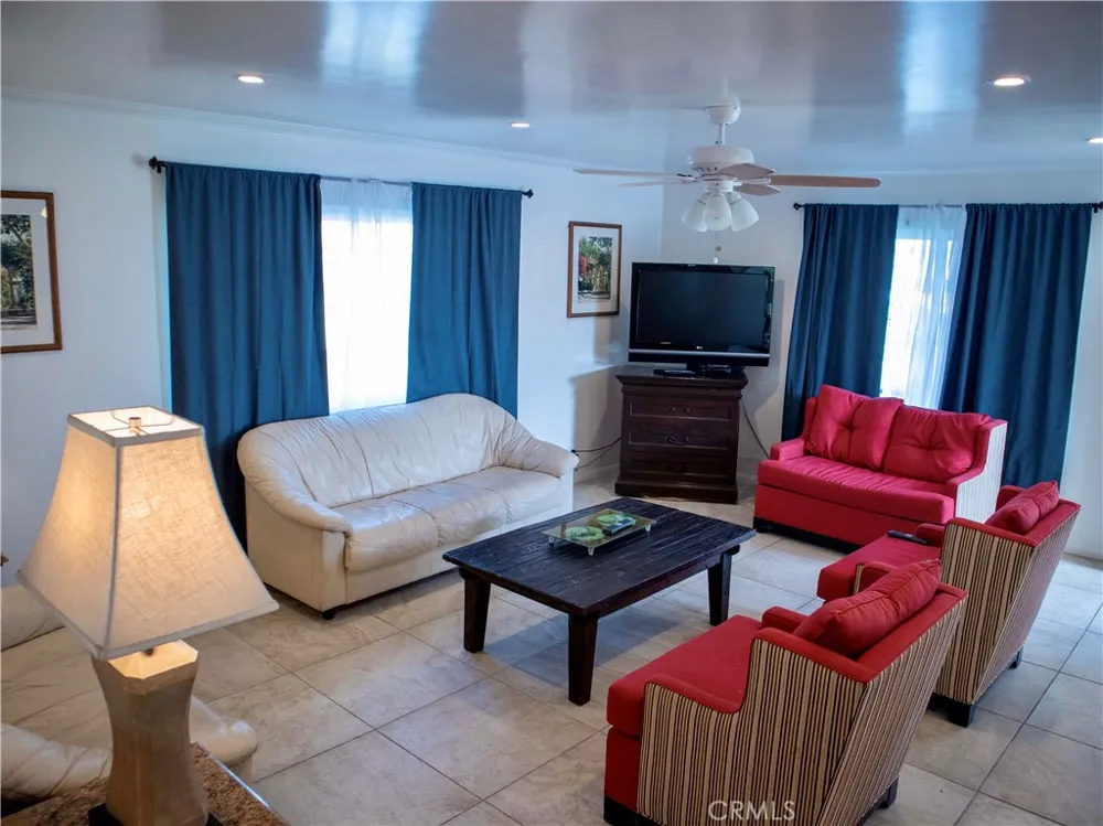 1107 Buena Vista San Clemente, CA 92672