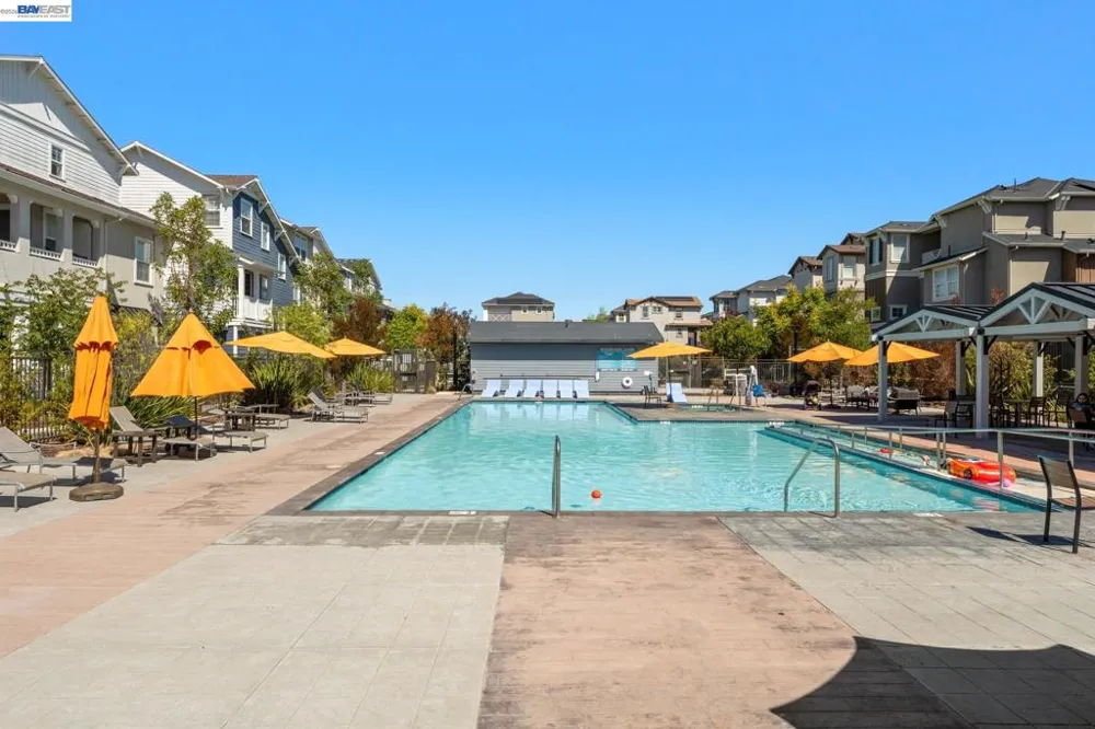 37677 Bay Breeze Street Newark, CA 94560