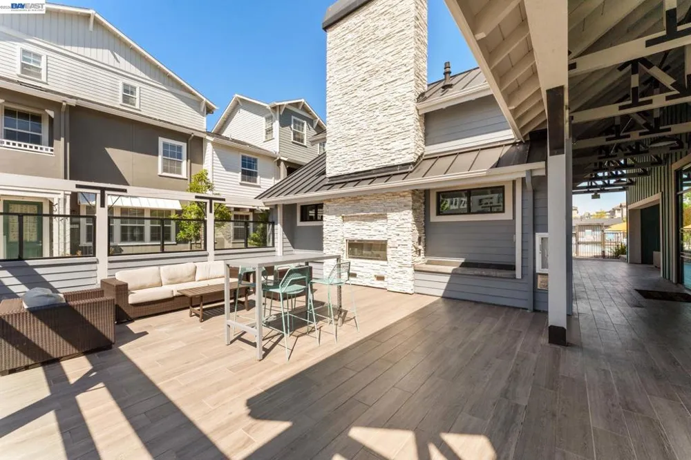 37677 Bay Breeze Street Newark, CA 94560
