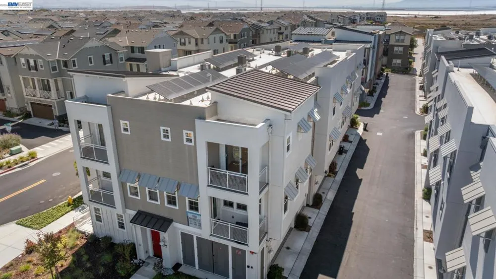 37677 Bay Breeze Street Newark, CA 94560
