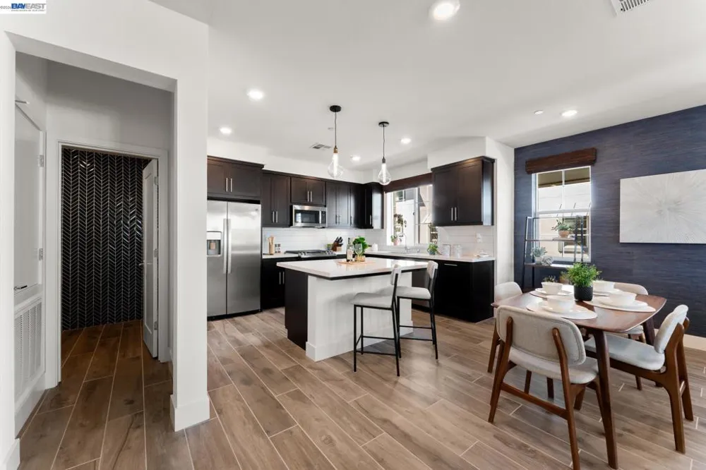 37677 Bay Breeze Street Newark, CA 94560