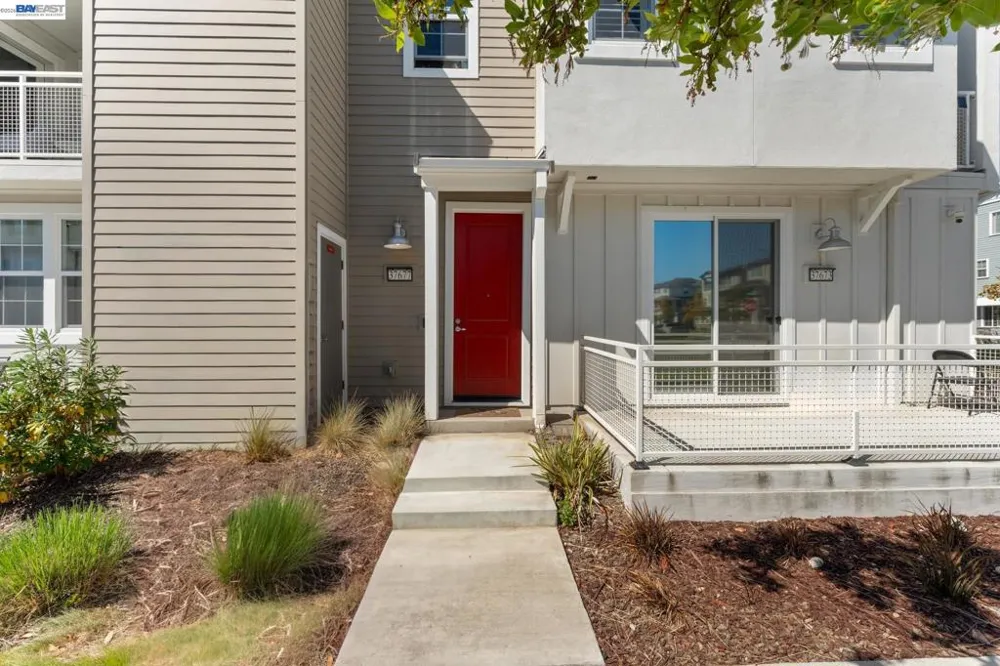 37677 Bay Breeze Street Newark, CA 94560