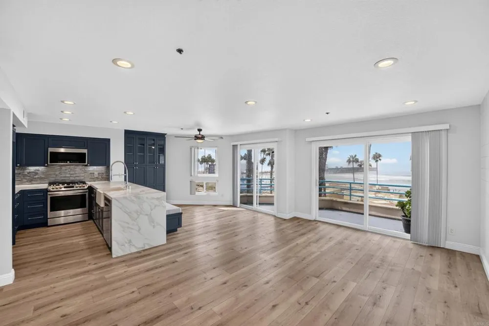 400 Pacific Street #216 Oceanside, CA 92054