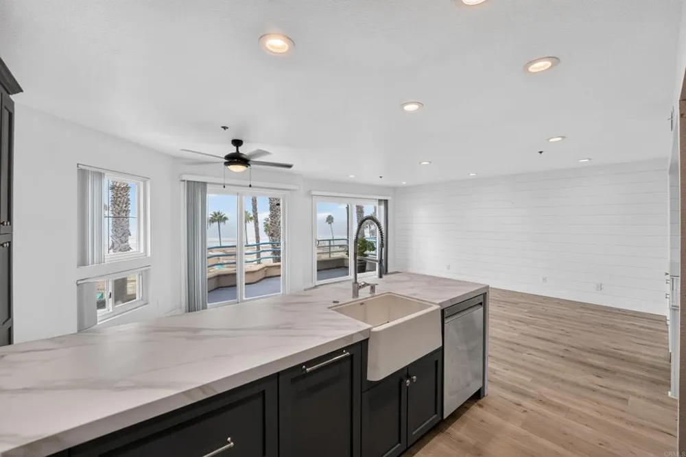 400 Pacific Street #216 Oceanside, CA 92054