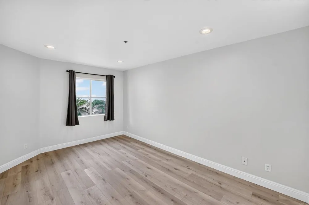 400 Pacific Street #216 Oceanside, CA 92054