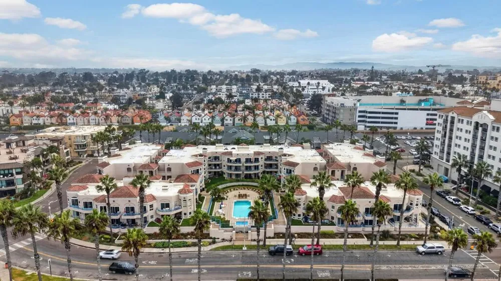 400 Pacific Street #216 Oceanside, CA 92054