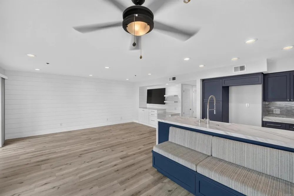 400 Pacific Street #216 Oceanside, CA 92054