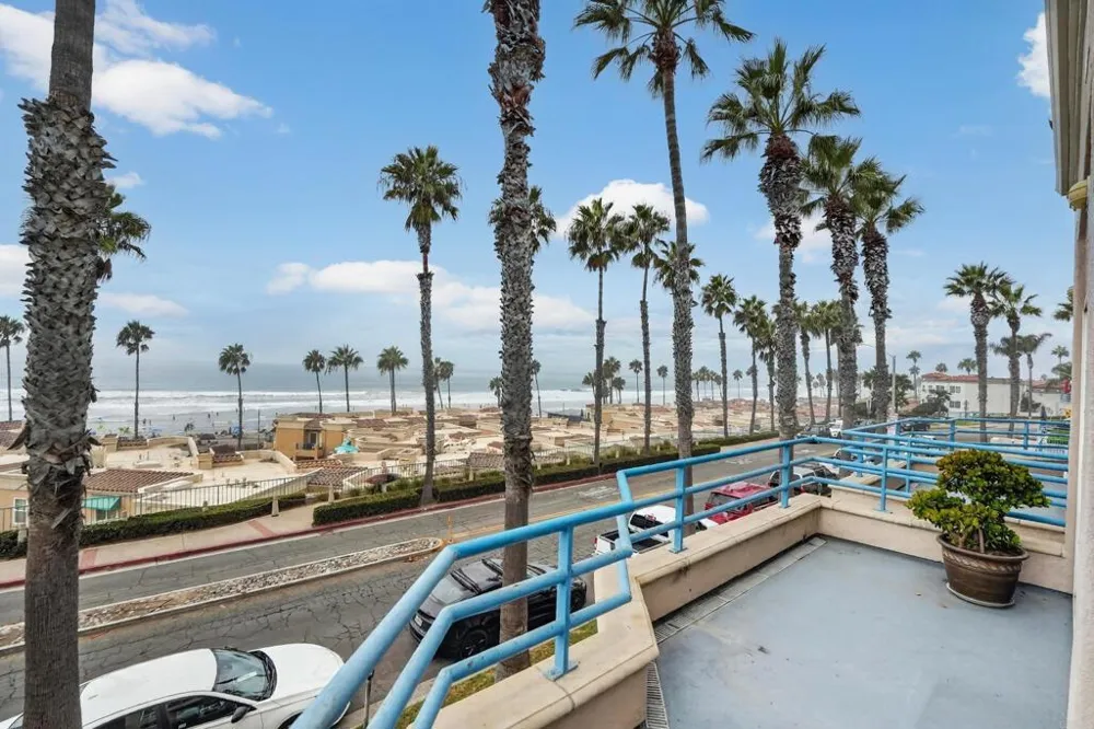 400 Pacific Street #216 Oceanside, CA 92054