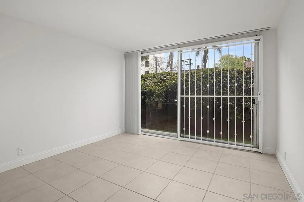 7811 Eads Ave #104 La Jolla, CA 92037