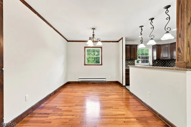 105 Leland Trl Hopatcong, NJ 07843