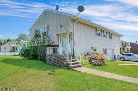 633 Totowa Rd
