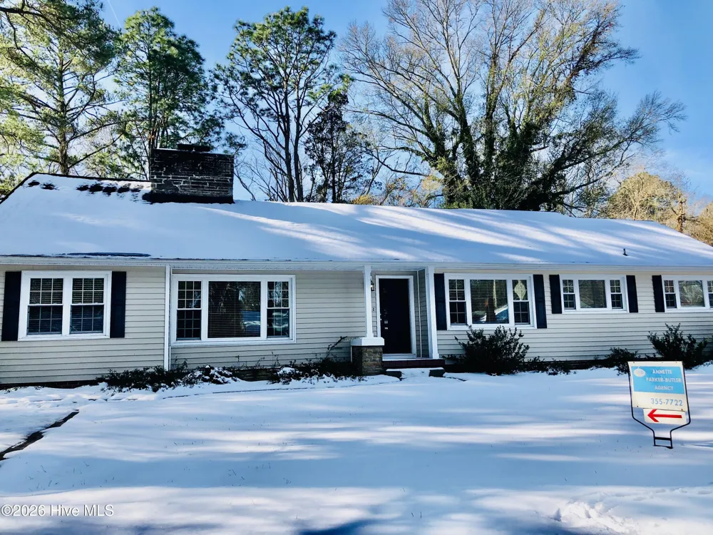 1104 Overlook Drive Greenville, NC 27858
