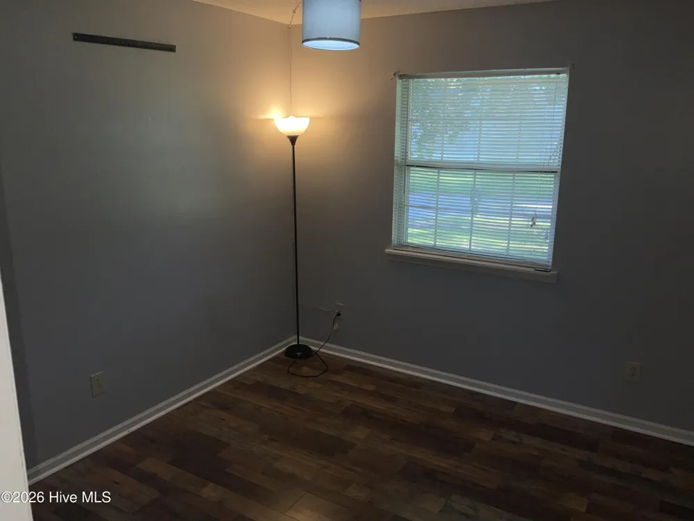 121 Loblolly Court Jacksonville, NC 28540