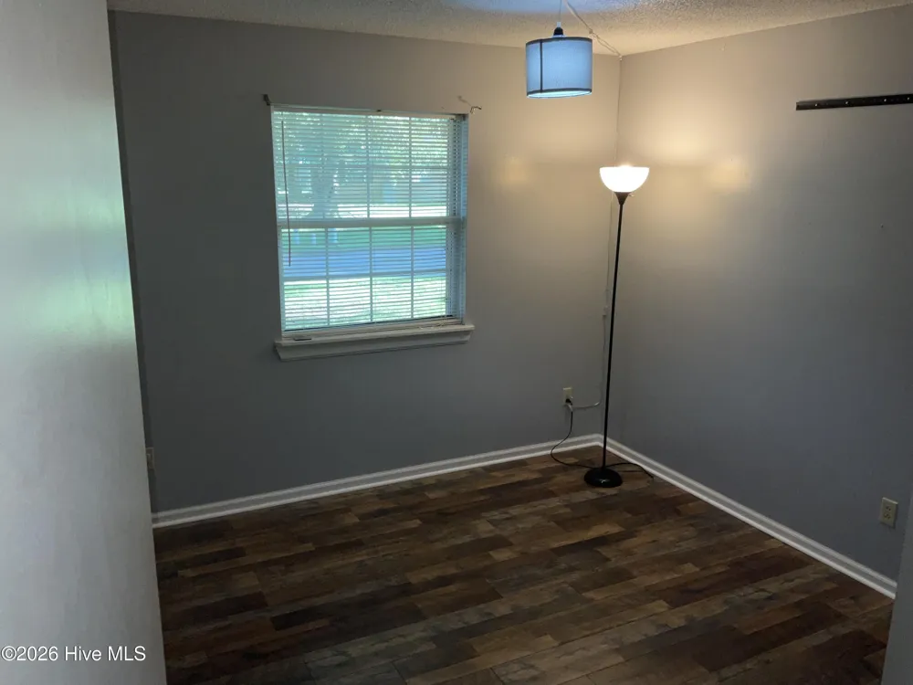 121 Loblolly Court Jacksonville, NC 28540