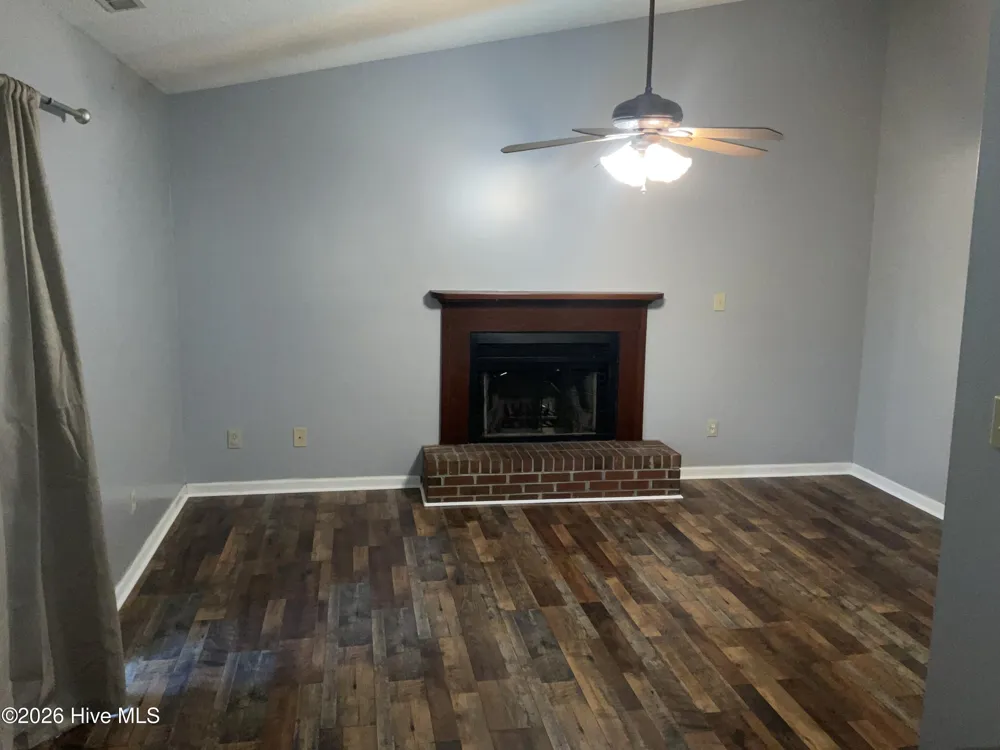 121 Loblolly Court Jacksonville, NC 28540