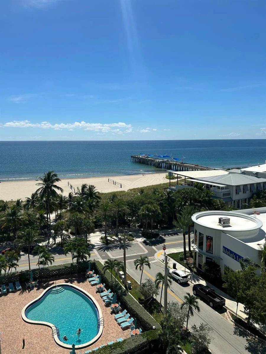 305 POMPANO BEACH BOULEVARD #205 Pompano Beach, FL 33062
