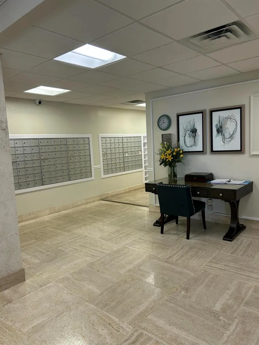 305 POMPANO BEACH BOULEVARD #205 Pompano Beach, FL 33062