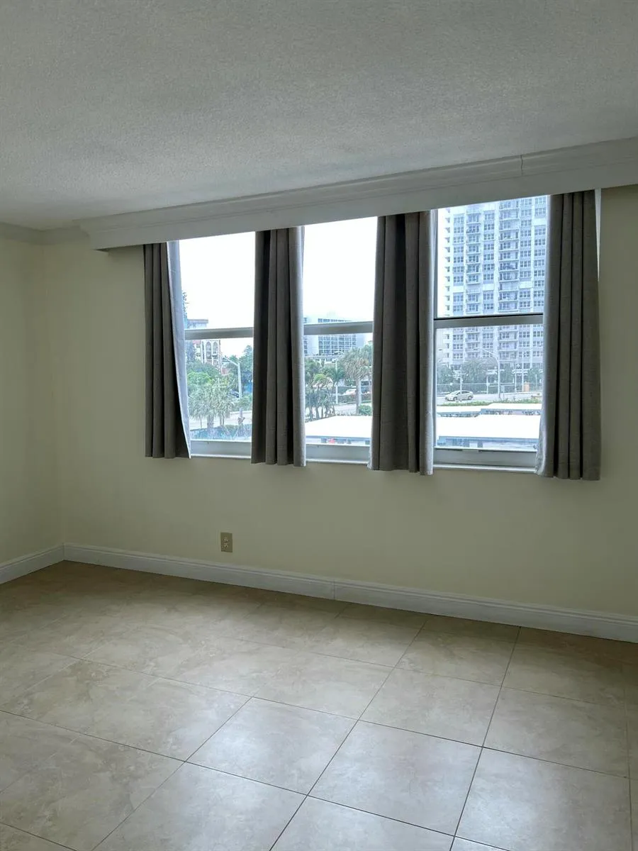 305 POMPANO BEACH BOULEVARD #205 Pompano Beach, FL 33062