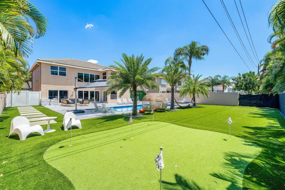 10616 Wheelhouse Circle Boca Raton, FL 33428