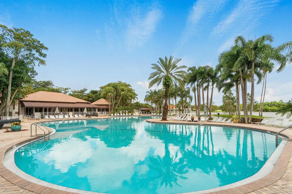 10616 Wheelhouse Circle Boca Raton, FL 33428