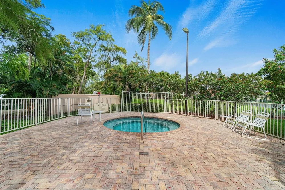 10616 Wheelhouse Circle Boca Raton, FL 33428