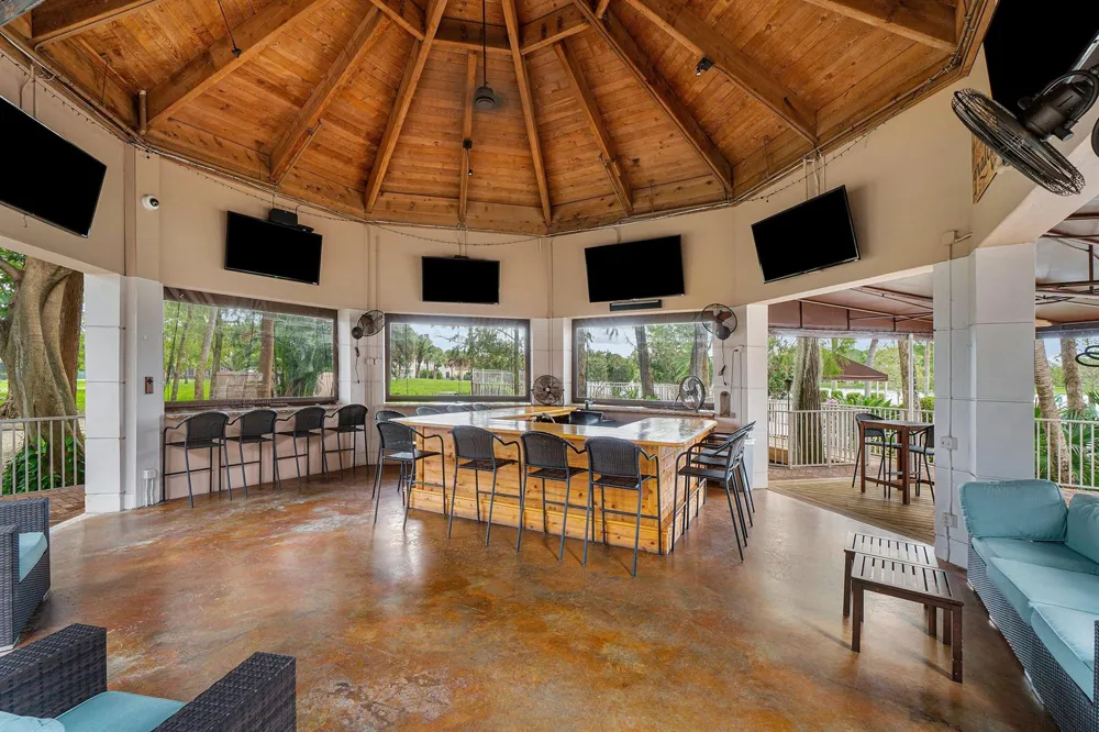 10616 Wheelhouse Circle Boca Raton, FL 33428