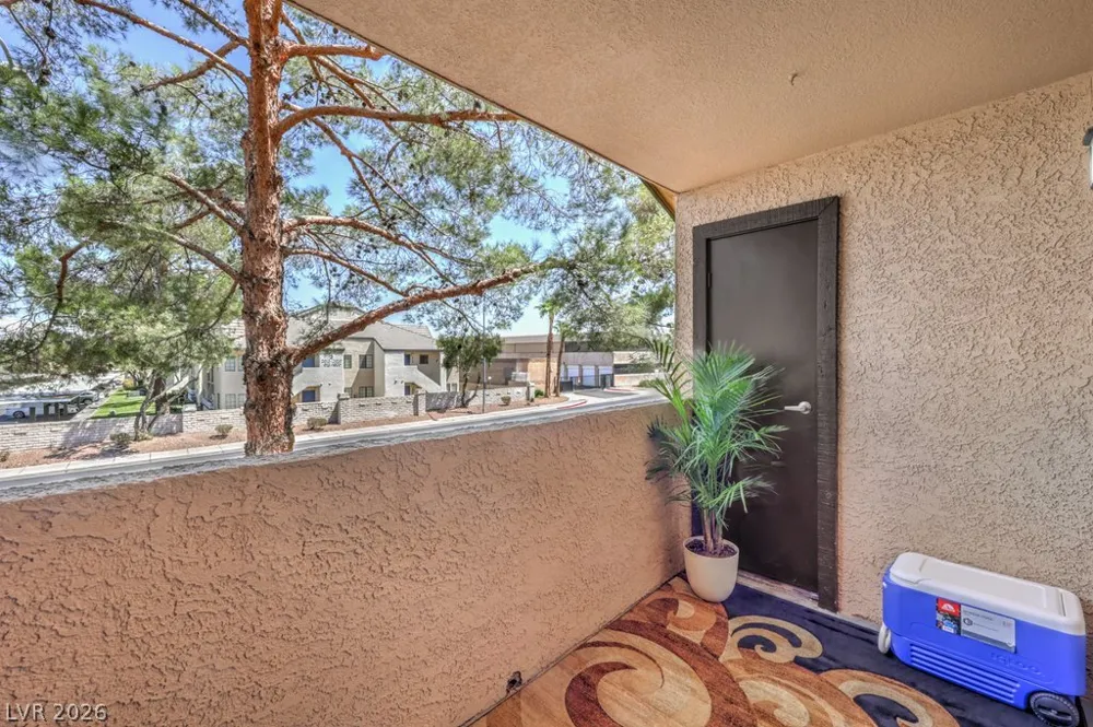 2451 Rainbow Boulevard #2007 Las Vegas, NV 89108